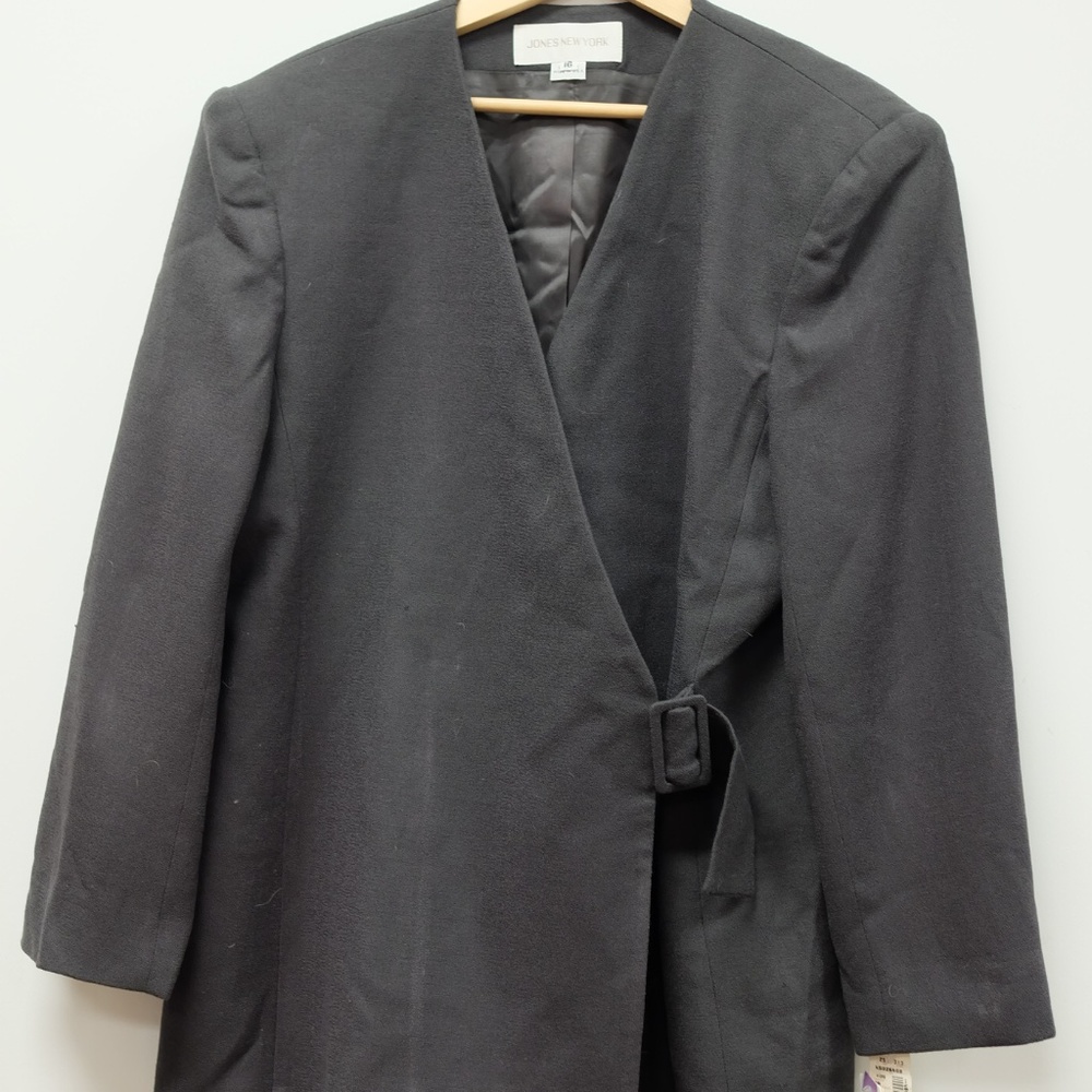 Women Suit Jones New York Size 16
